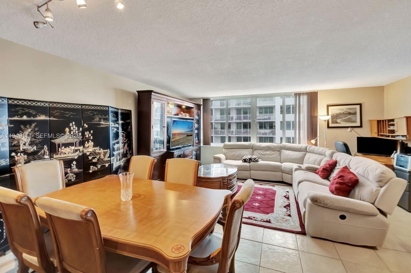 5401 Collins Avenue 340 — photo 10