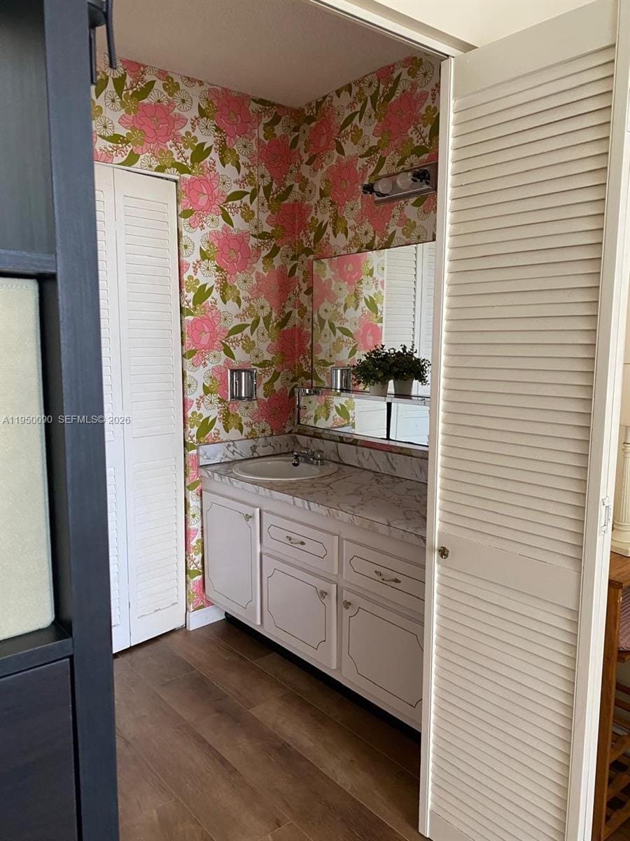 1825 S Ocean Drive 707 — photo 4