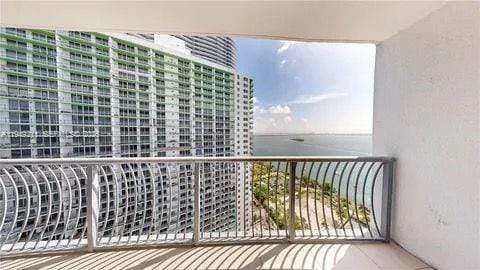 1750 N Bayshore Drive 2803, Miami, FL 33132 photo 13