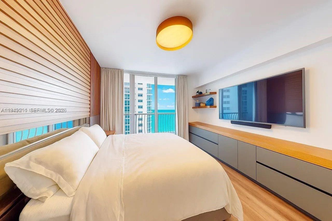 1750 N Bayshore Drive 2803, Miami, FL 33132 photo 18