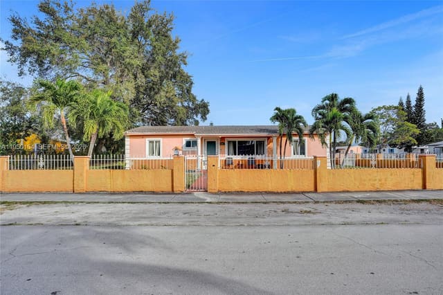 16001 NW 28th Place, sold in Golden Highlands Est, Miami Gardens, FL
