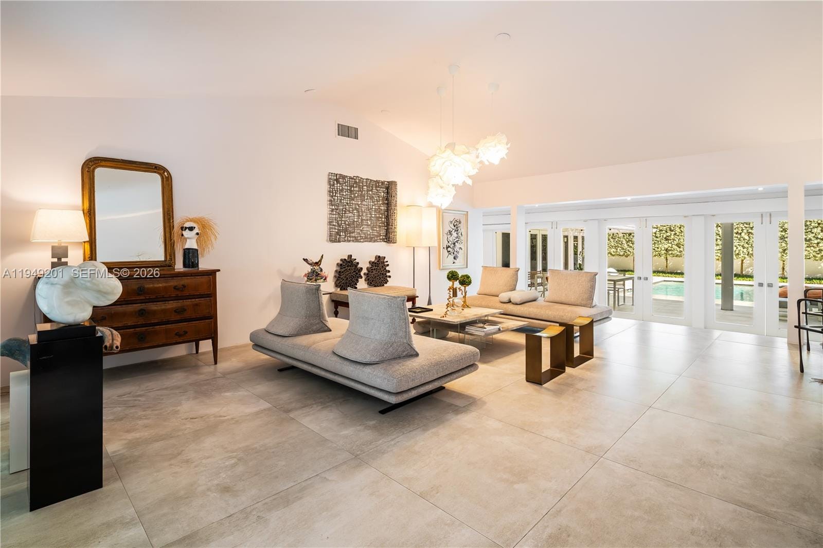 5907 Riviera Drive — photo 6