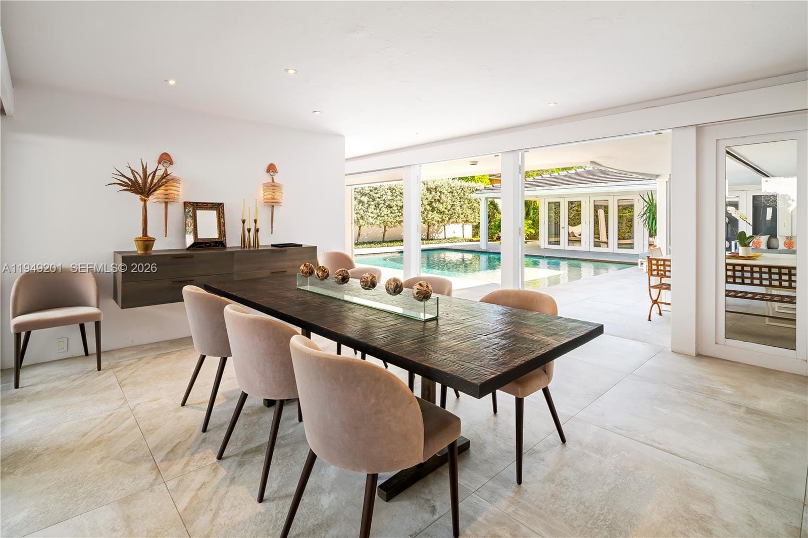 5907 Riviera Drive — photo 10