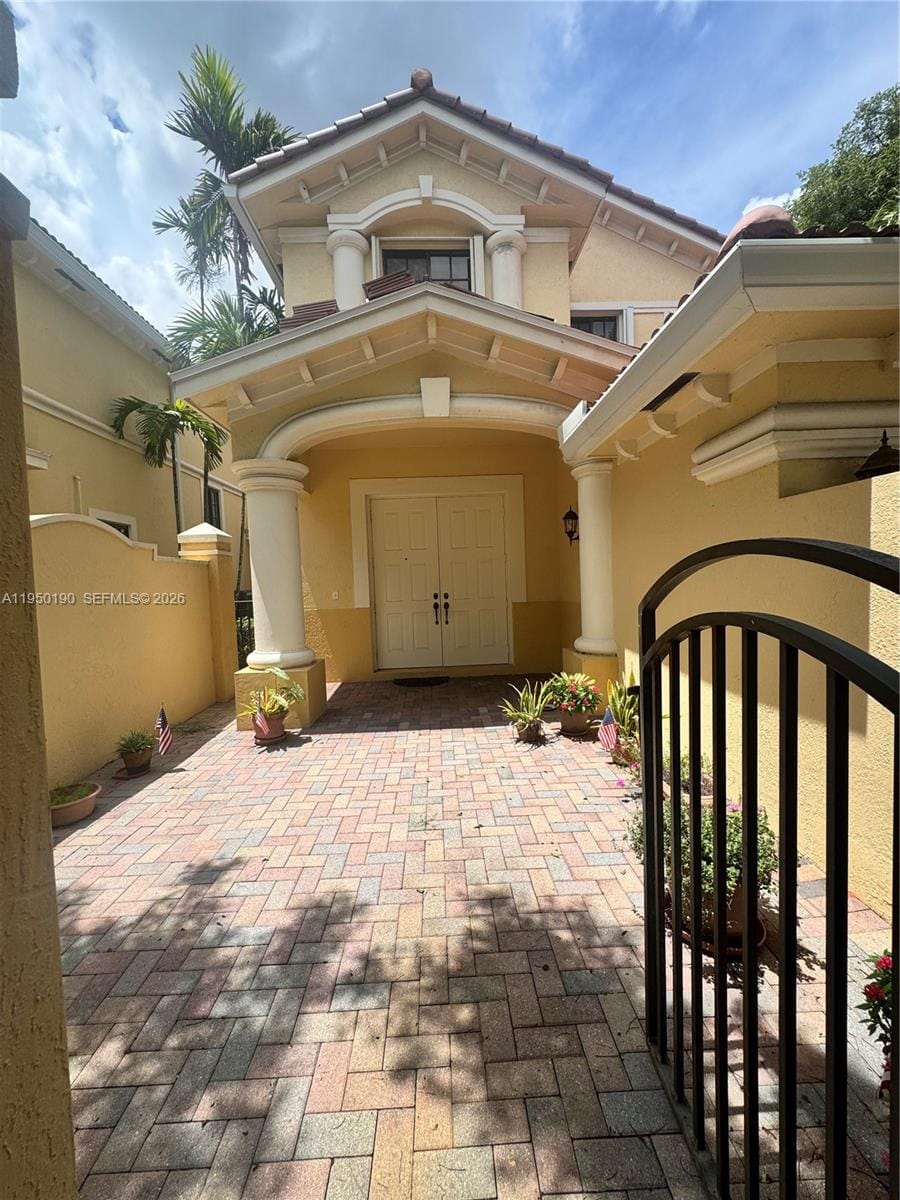 1659 Passion Vine Circle 18-4 — photo 5
