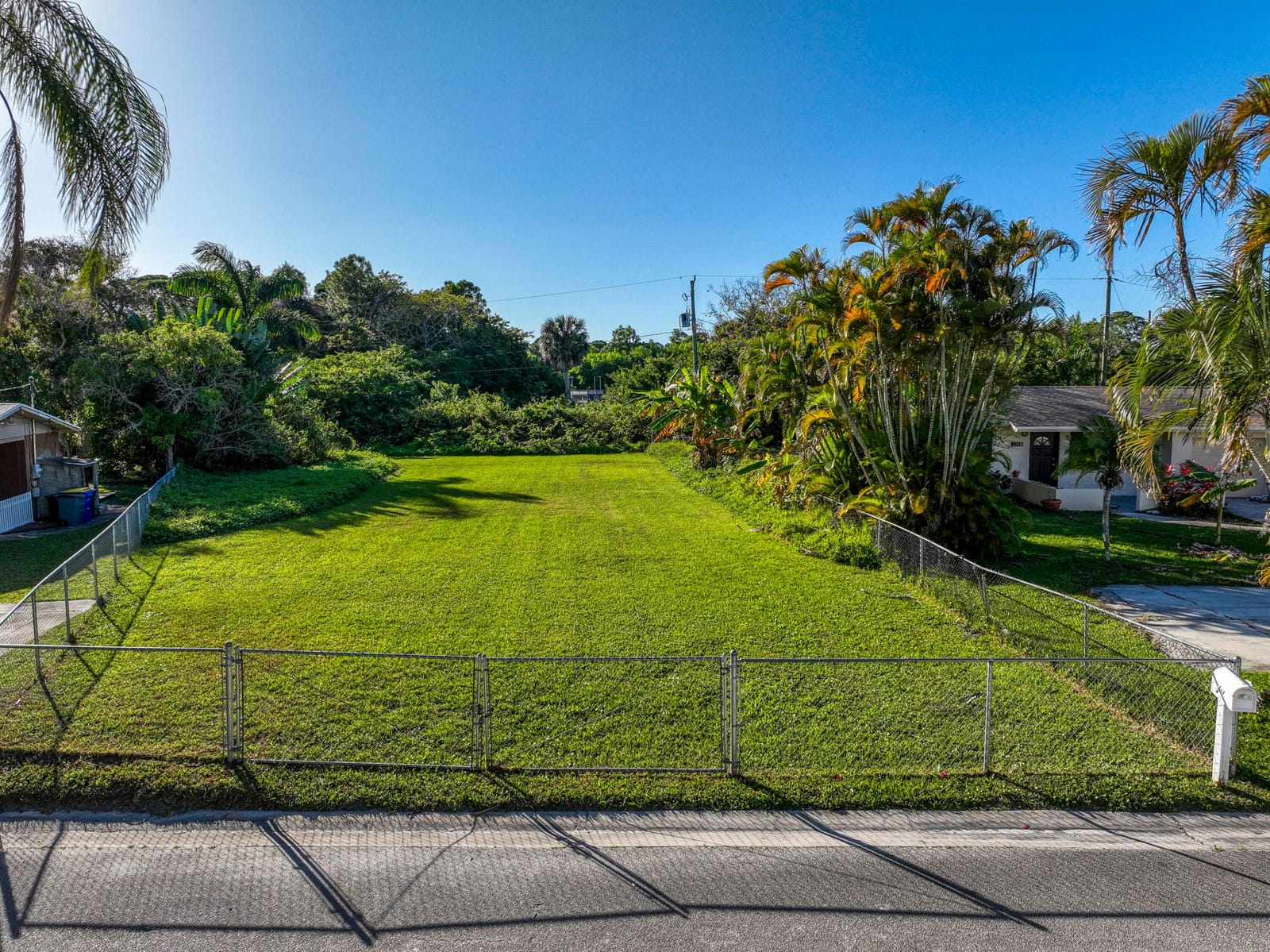 1328 NW Charlie Green Drive, Stuart, FL 34994 photo 5