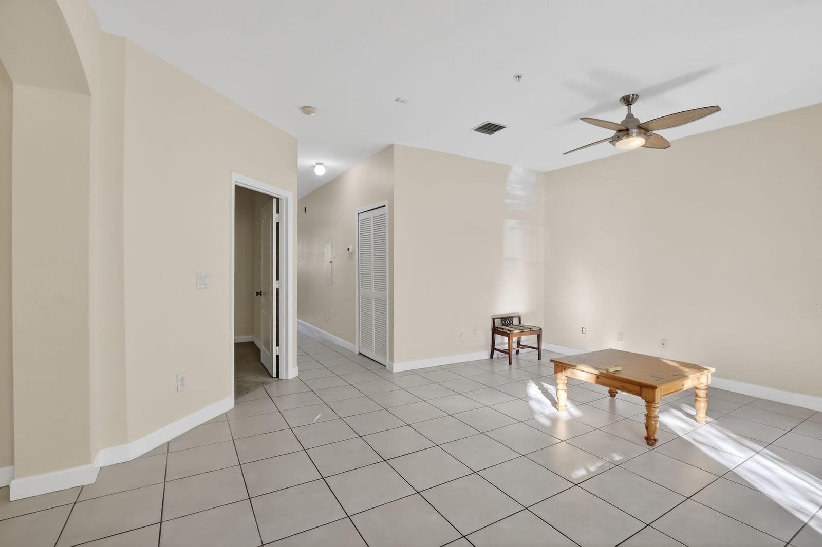 100 Jacaranda Country Club Drive 101, Plantation, FL 33324 photo 13