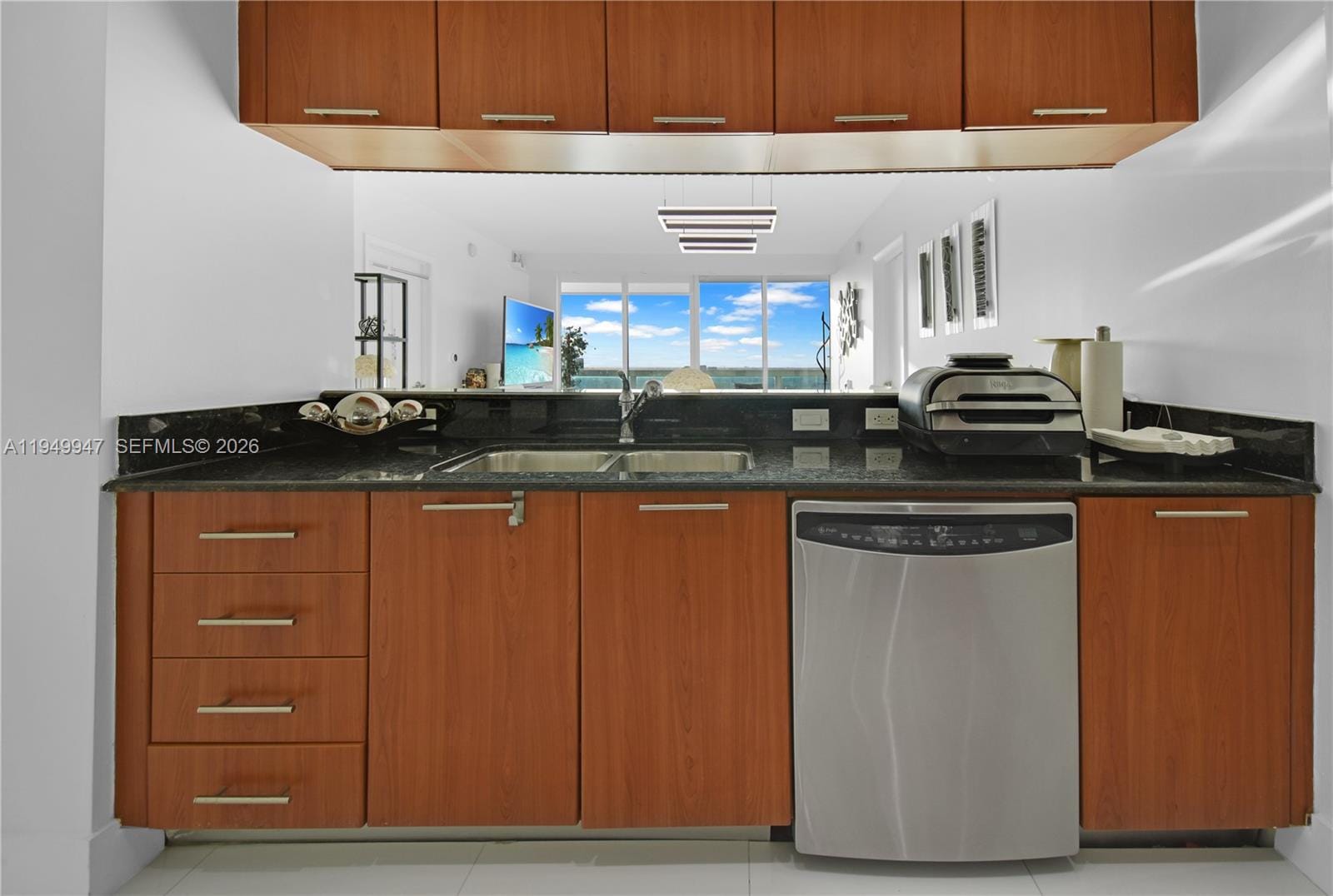 1800 N Bayshore Drive 3410, Miami, FL 33132 photo 14