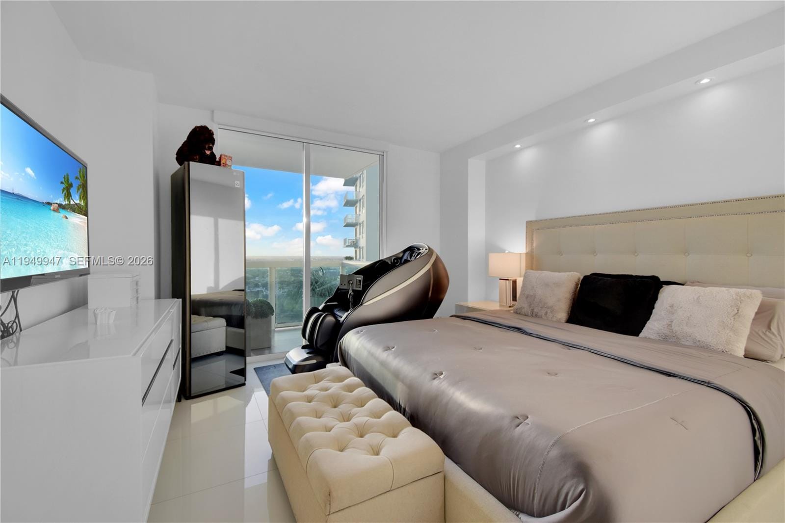 1800 N Bayshore Drive 3410, Miami, FL 33132 photo 16