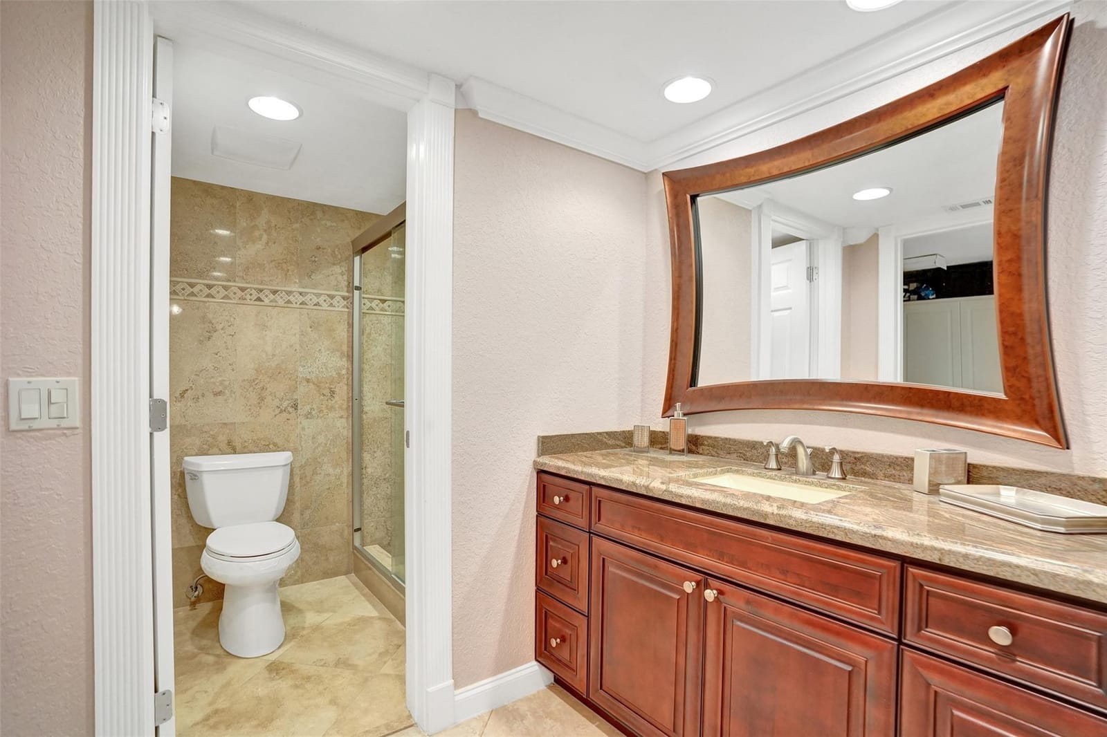 12900 SW 7th Court 212B, Pembroke Pines, FL 33027 photo 14
