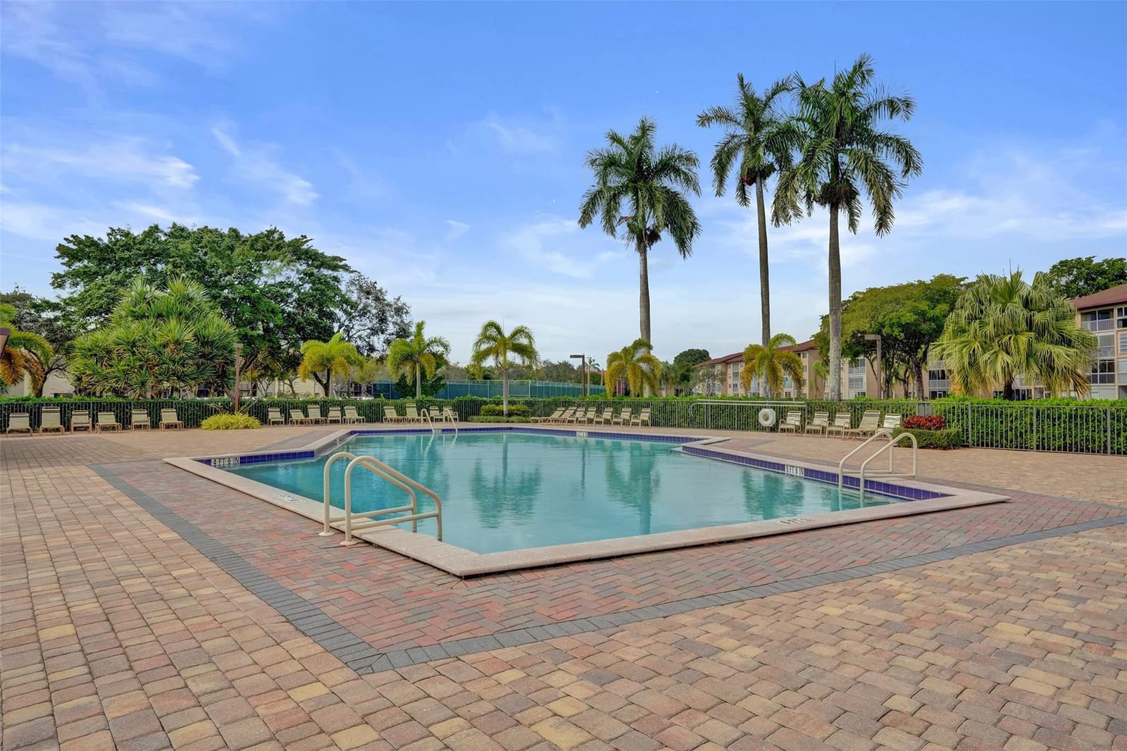 12900 SW 7th Court 212B, Pembroke Pines, FL 33027 photo 25