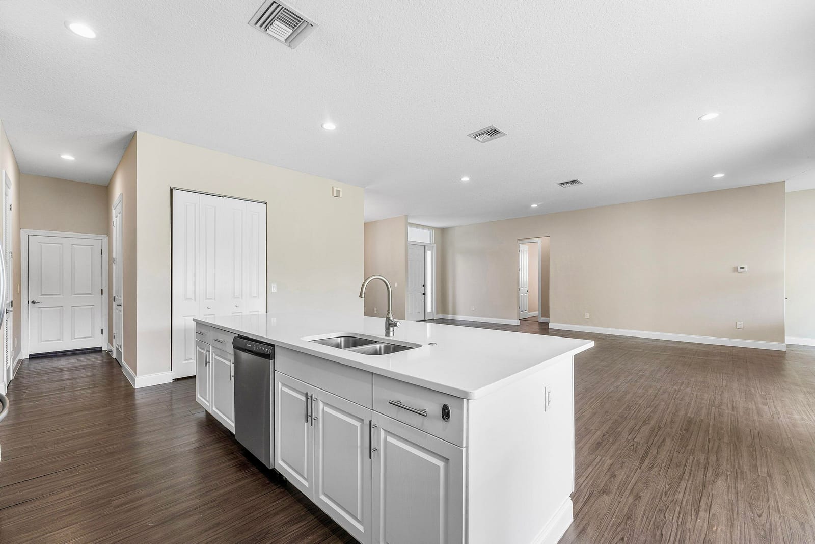 5268 NW Gamma Street — photo 10