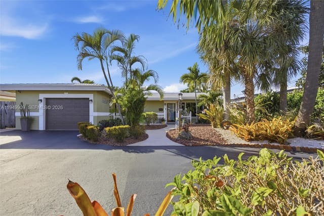 2213 NE 16th Avenue, sold in Edgewater Estates, Wilton Manors, FL