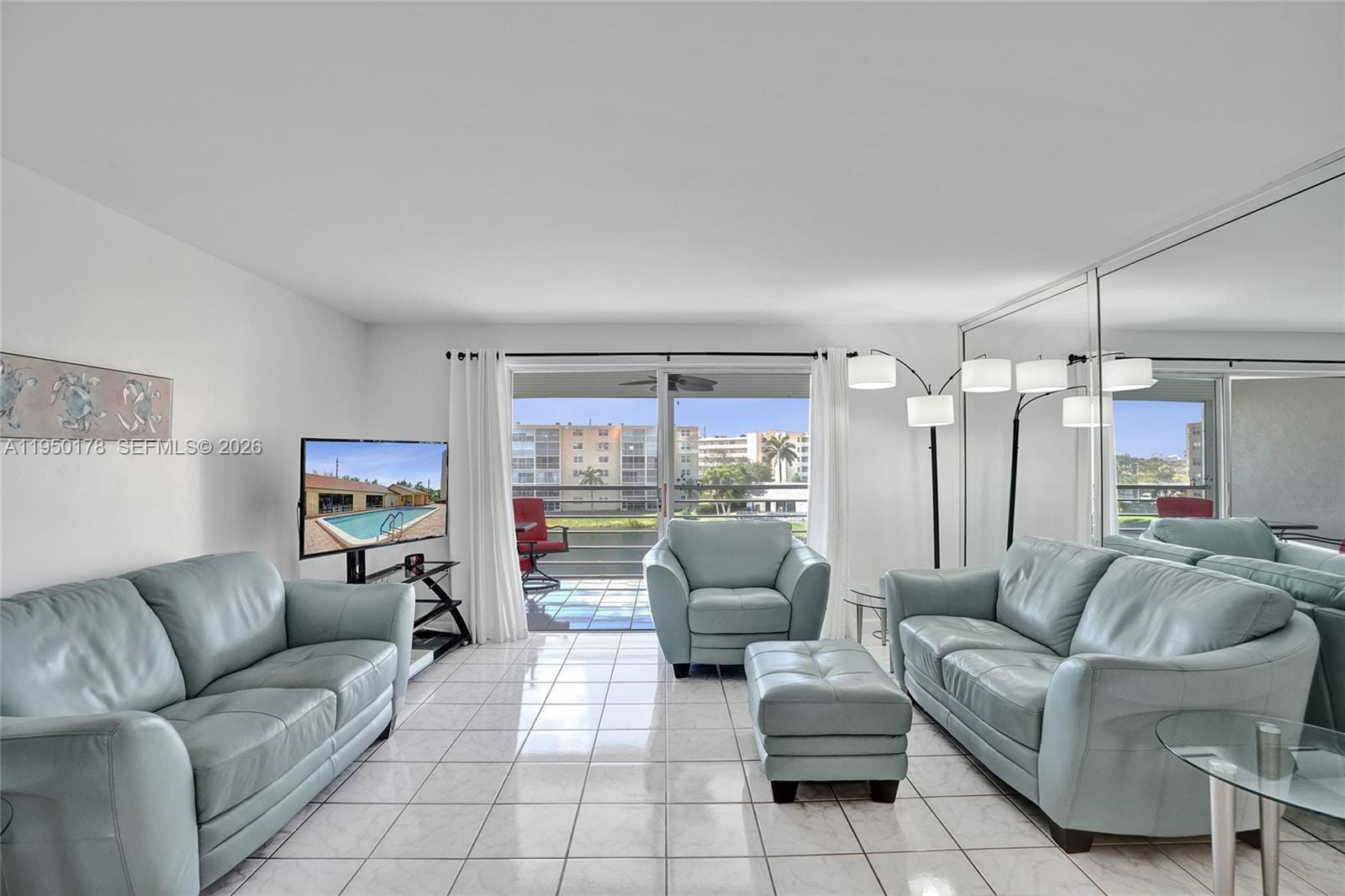 200 SE 5th Avenue 405 — photo 2