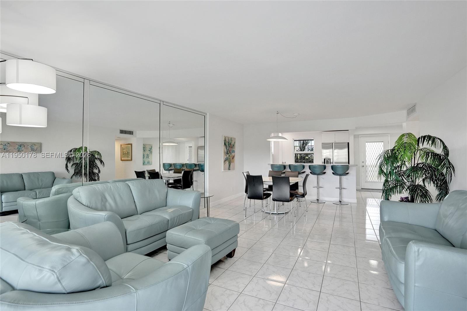 200 SE 5th Avenue 405 — photo 5
