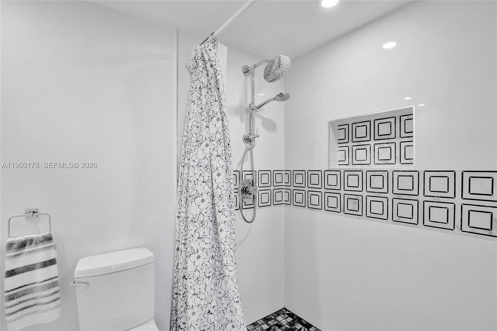 200 SE 5th Avenue 405 — photo 7