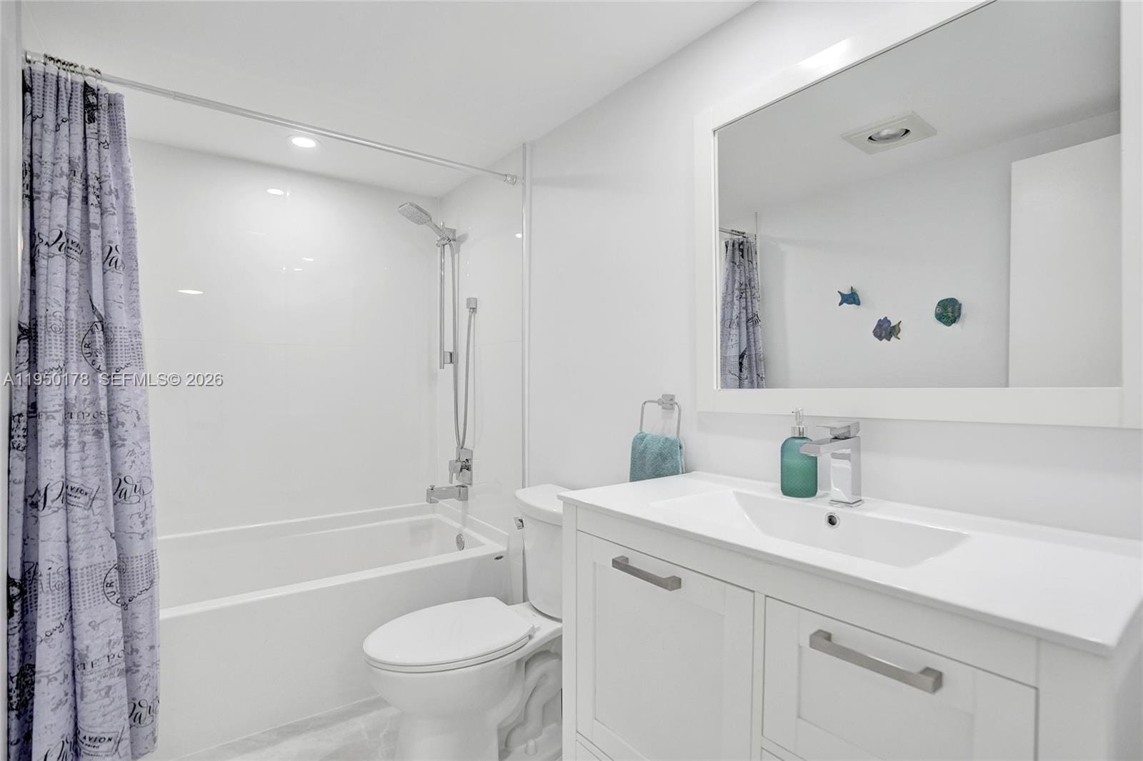 200 SE 5th Avenue 405 — photo 10