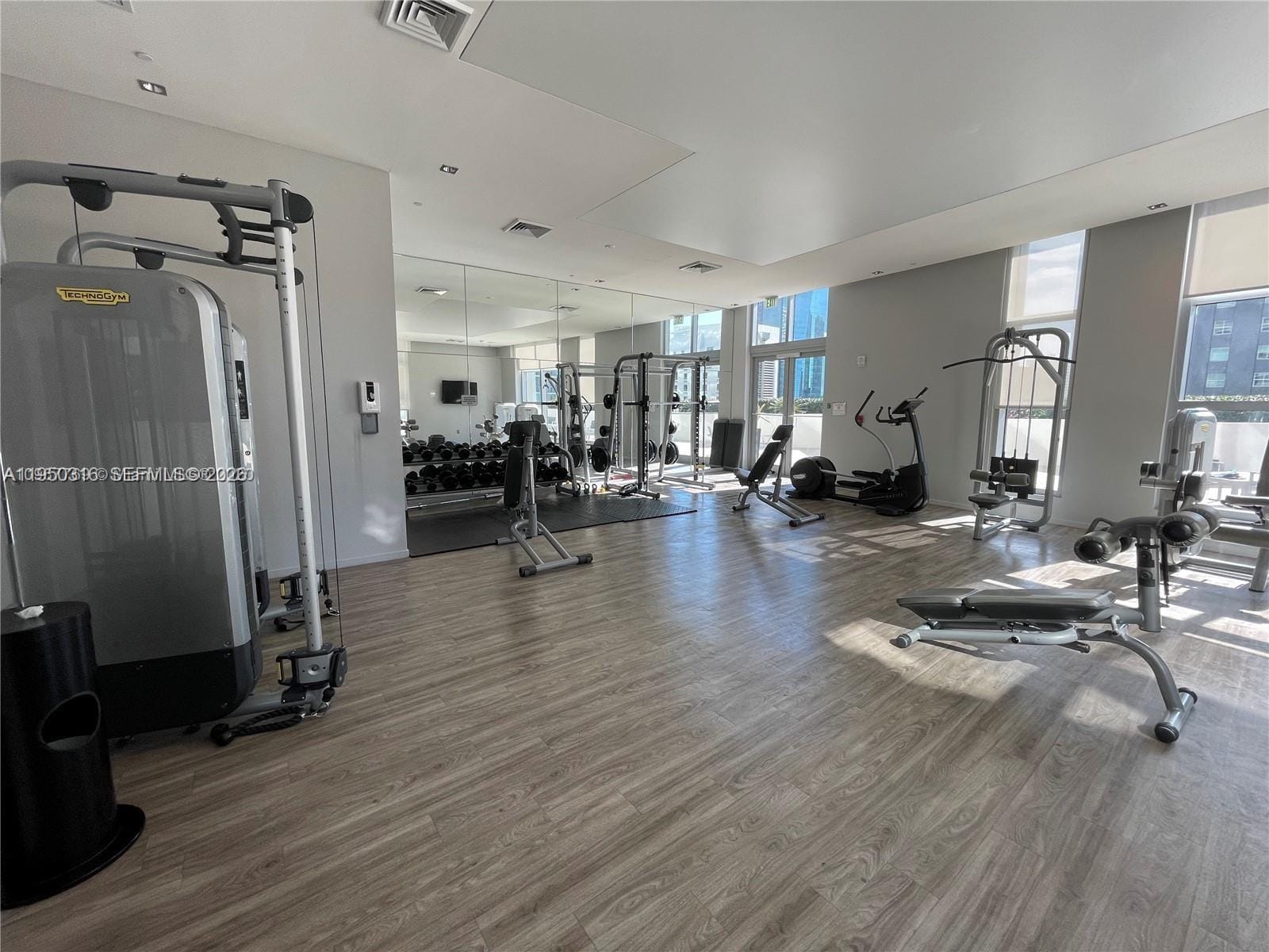 1100 S Miami Avenue 2811, Miami, FL 33130 photo 23
