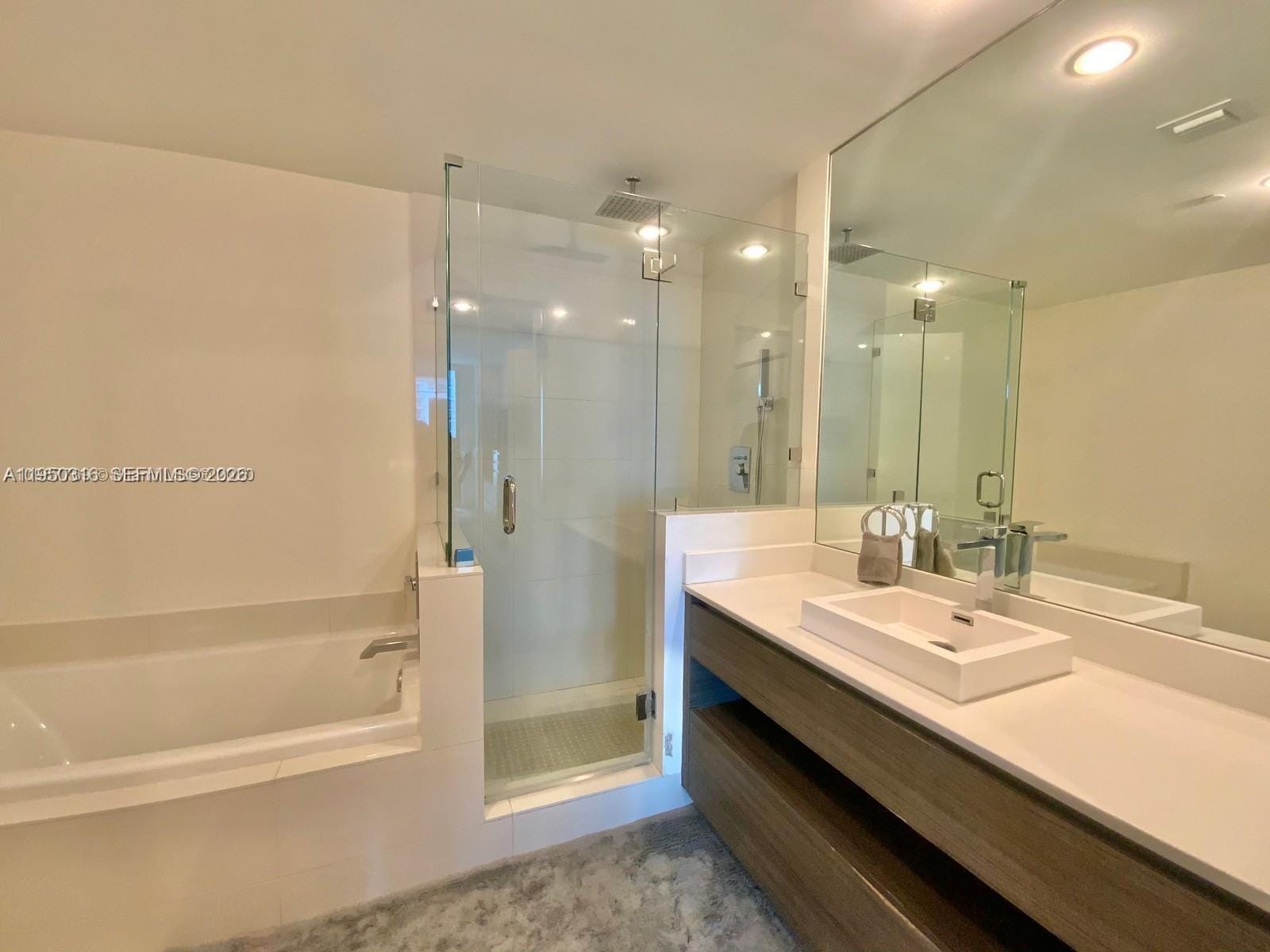1100 S Miami Avenue 2811 — photo 10