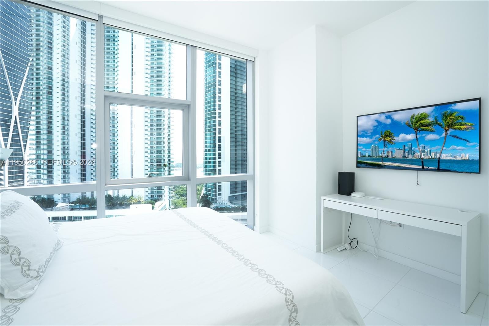 851 NE 1st Avenue 2101, Miami, FL 33132 photo 18