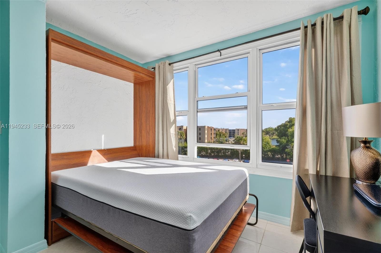 2801 Somerset Drive 408 — photo 5