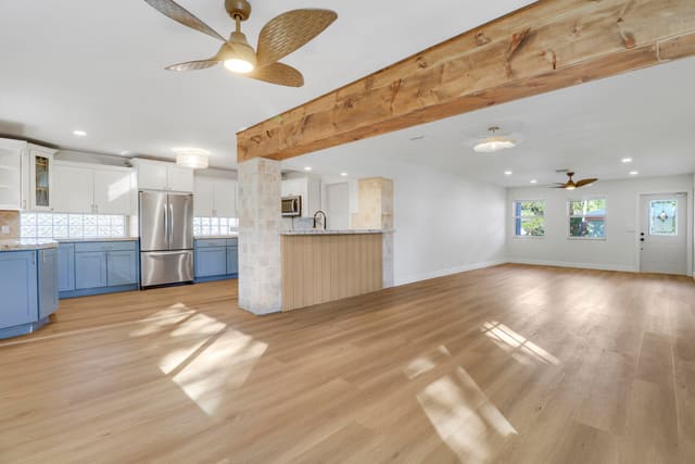 19965 Jasmine Drive, sold in Jupiter Ridge, Jupiter, FL