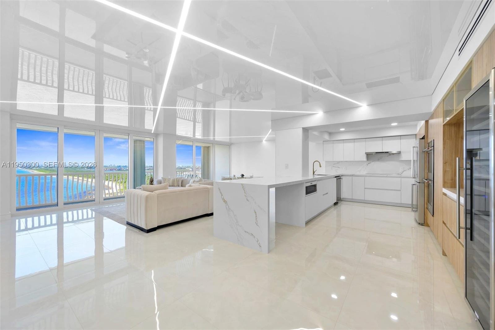 2200 S Ocean Lane 2204 — photo 7