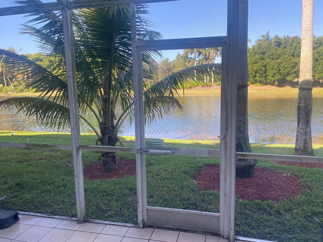 2237 Salerno Circle, Weston, FL 33327