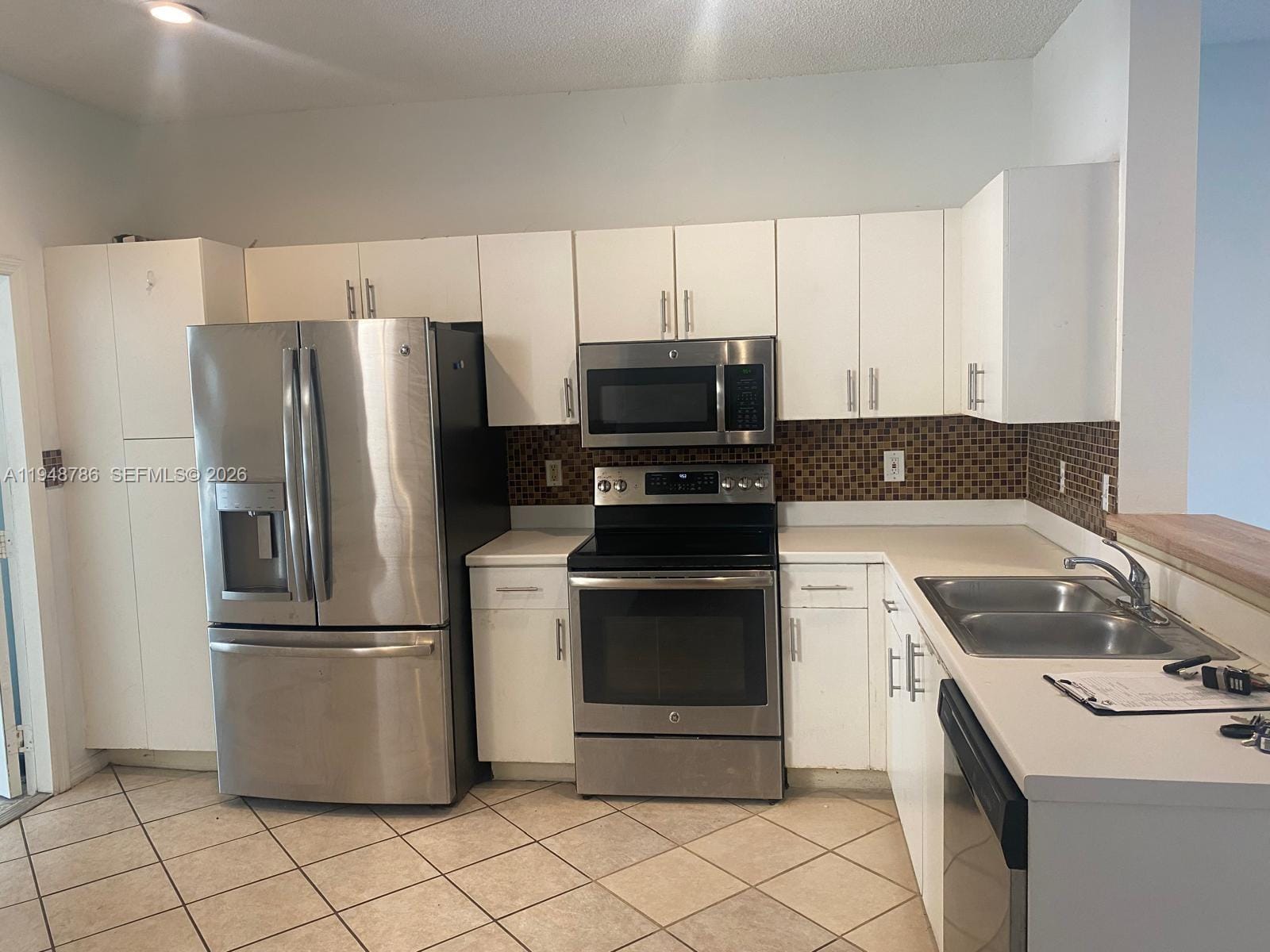 2237 Salerno Circle, Weston, FL 33327 photo 2