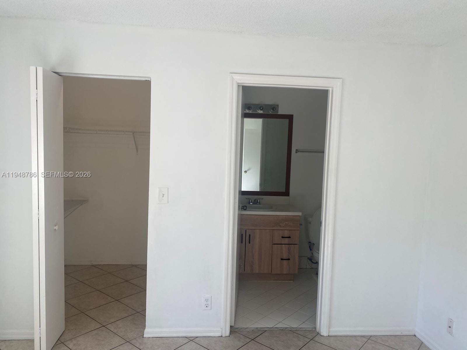 2237 Salerno Circle, Weston, FL 33327 photo 12