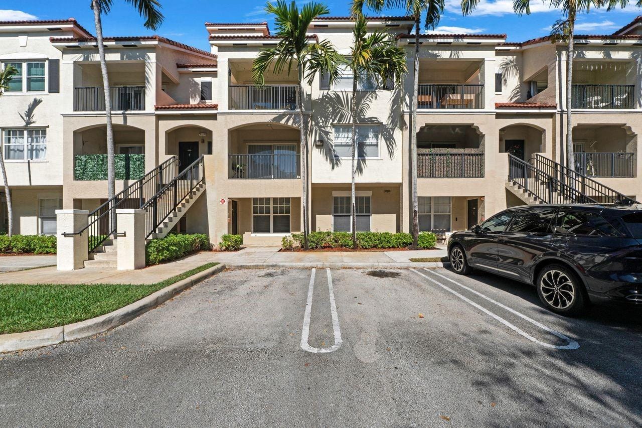5800 W Sample Road 102 — photo 2