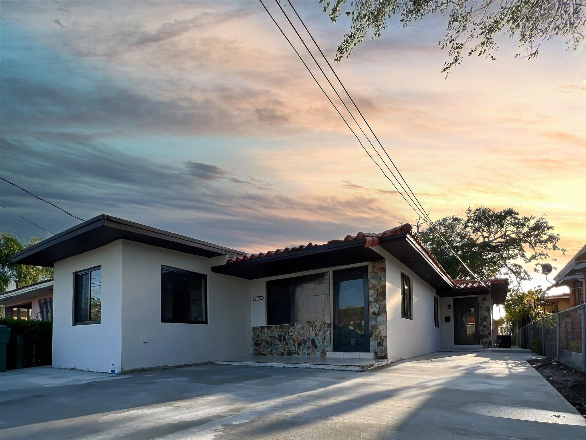 2620 SW 32nd Avenue, Miami, FL 33133, Miami