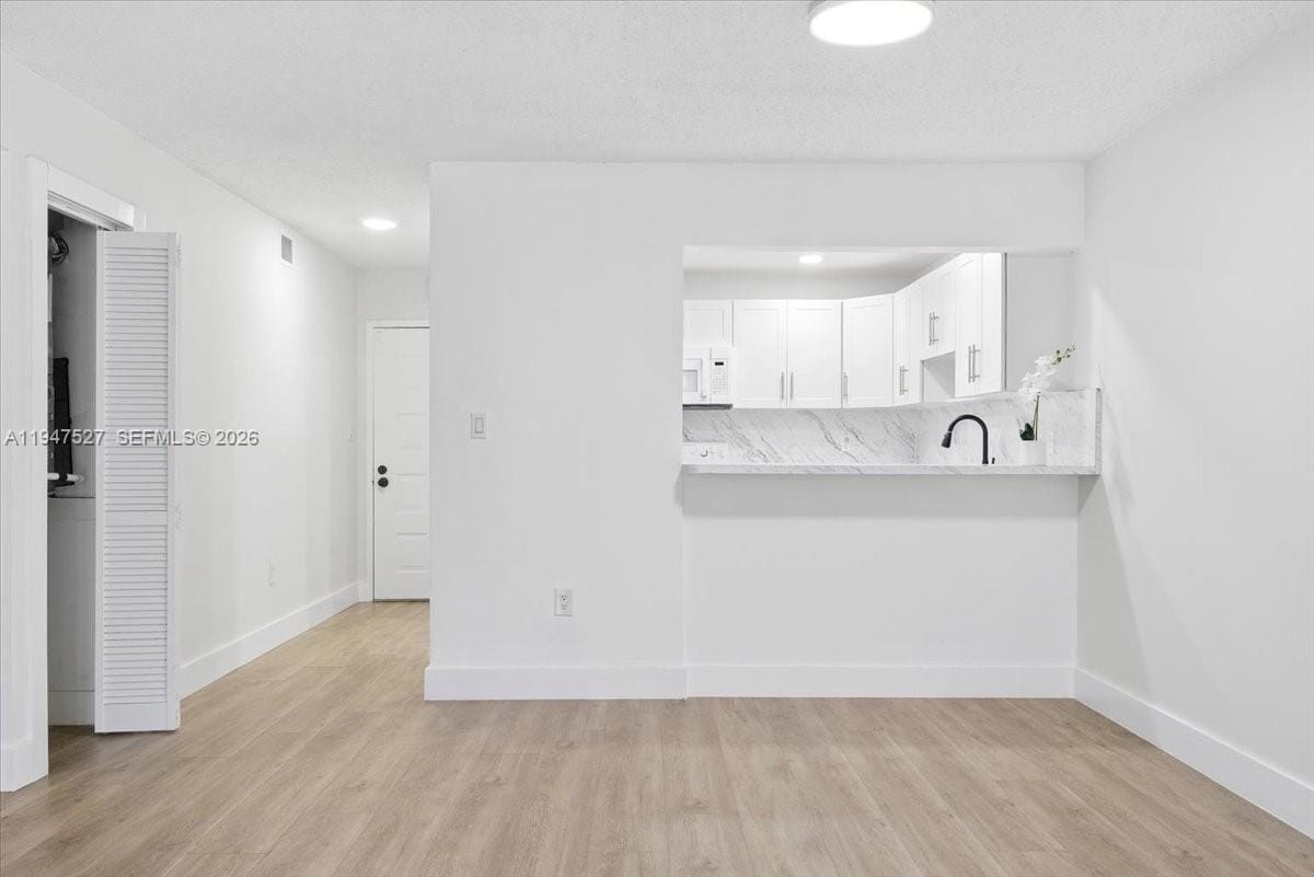 6960 Miami Gardens Drive 2-124 — photo 7