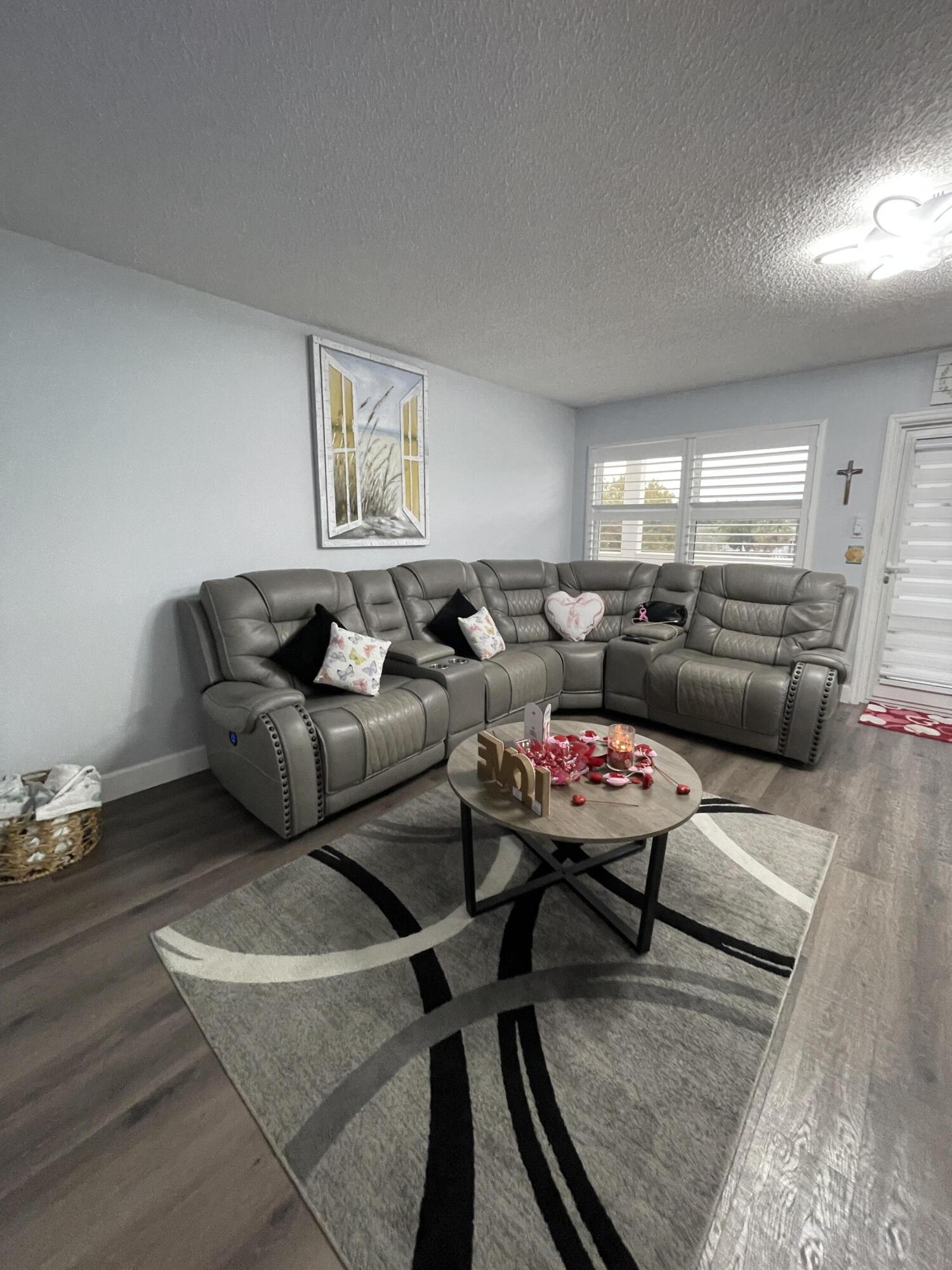 3021 Ellesmere B 3021 — photo 3