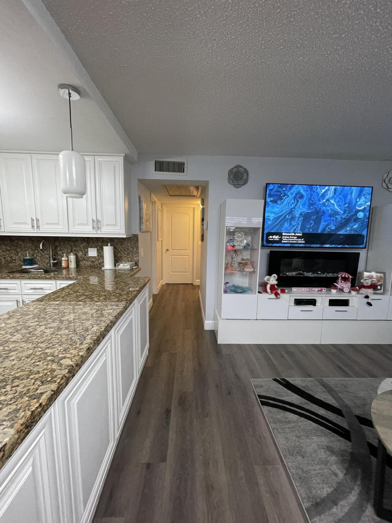 3021 Ellesmere B 3021 — photo 9