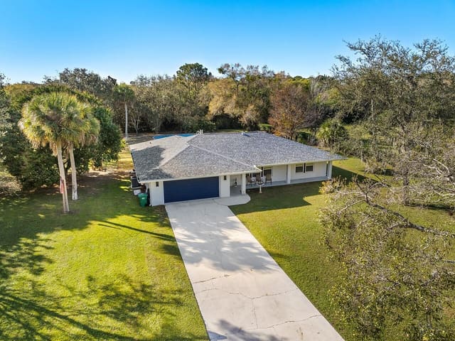 2801 Grove Drive, Fort Pierce, FL 34981