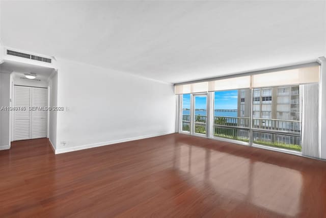 1408 Brickell Bay Drive 807, sold in Brickell Bay Tower Condo, Miami, FL