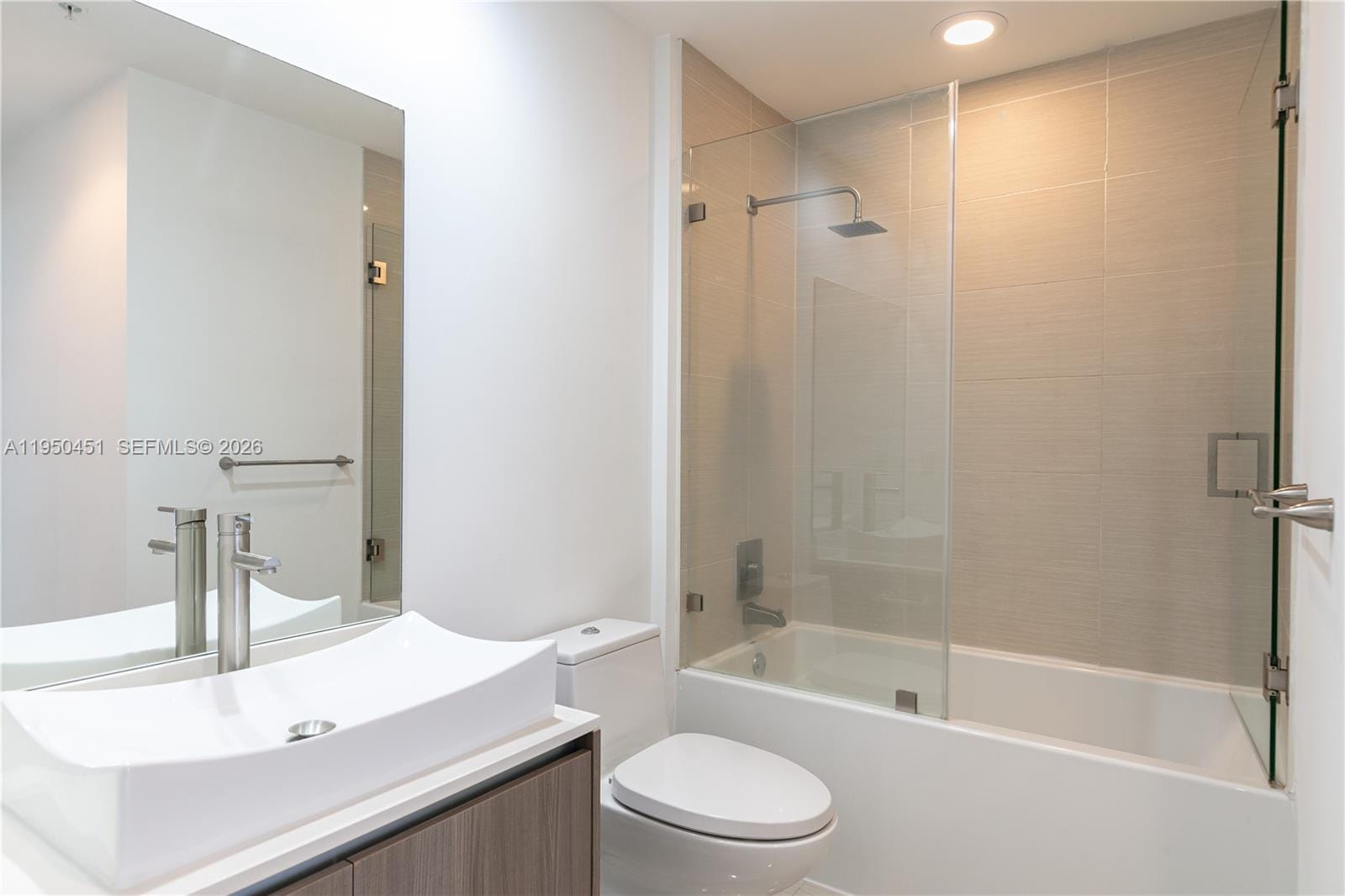 201 SW 17th Road 303, Miami, FL 33129 photo 16