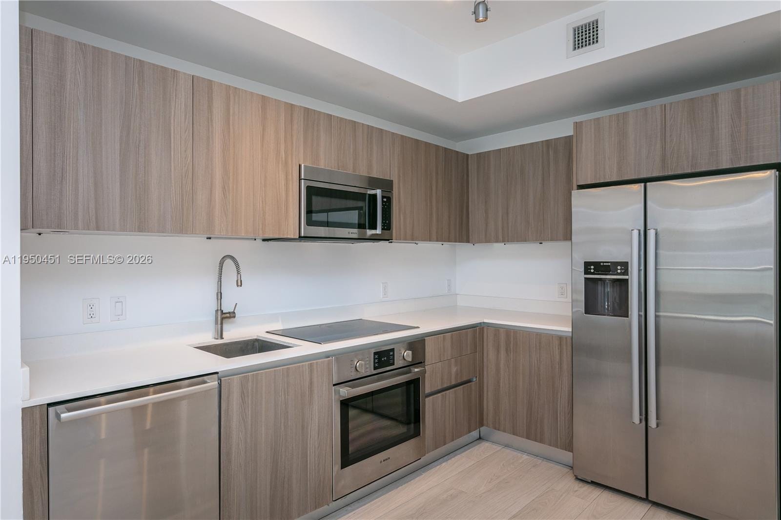201 SW 17th Road 303 — photo 5