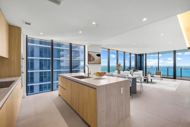 700 NE 24th Street 4601, Aria Reserve, Miami, FL