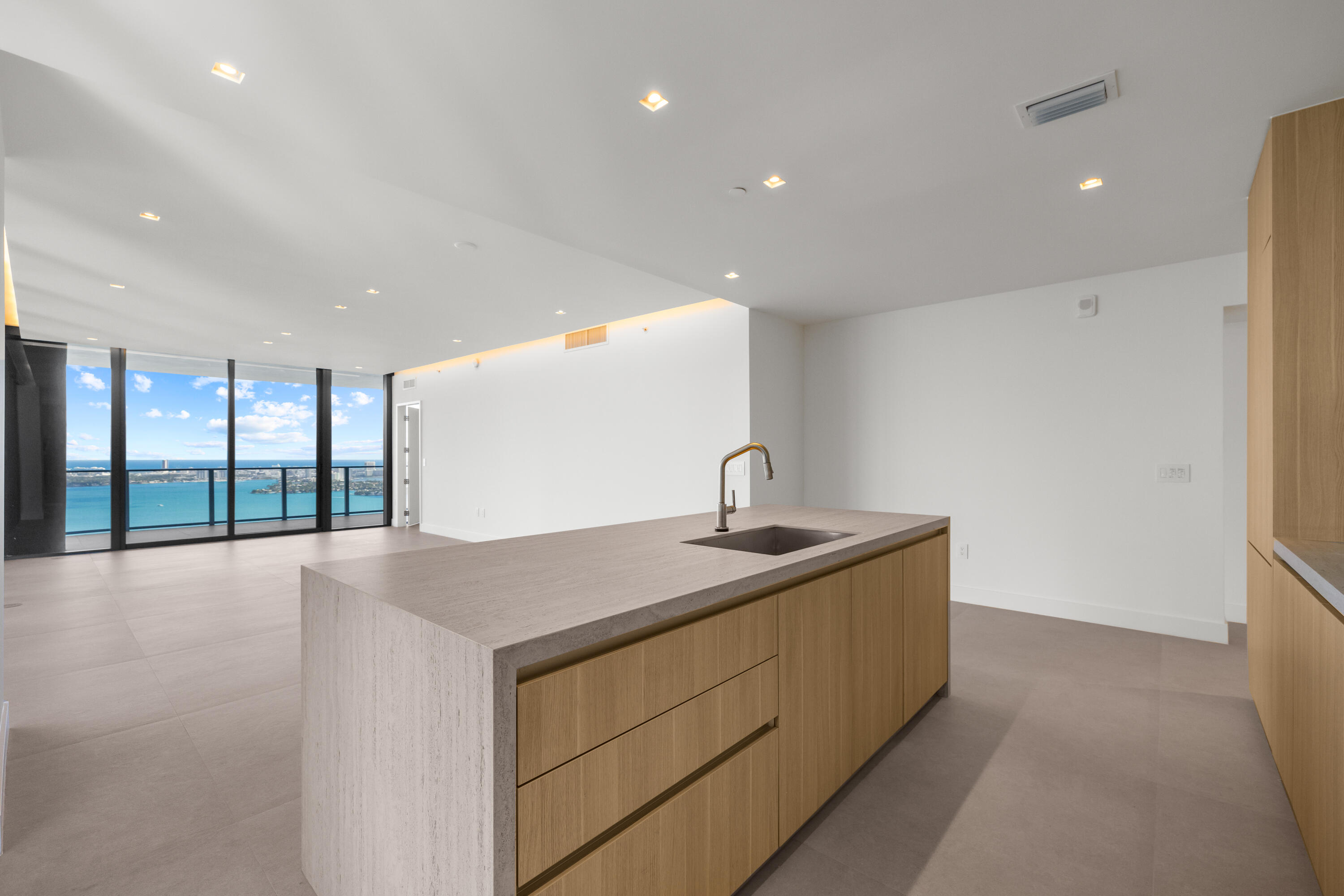 700 NE 24th Street 4601, Miami, FL 33137 photo 13