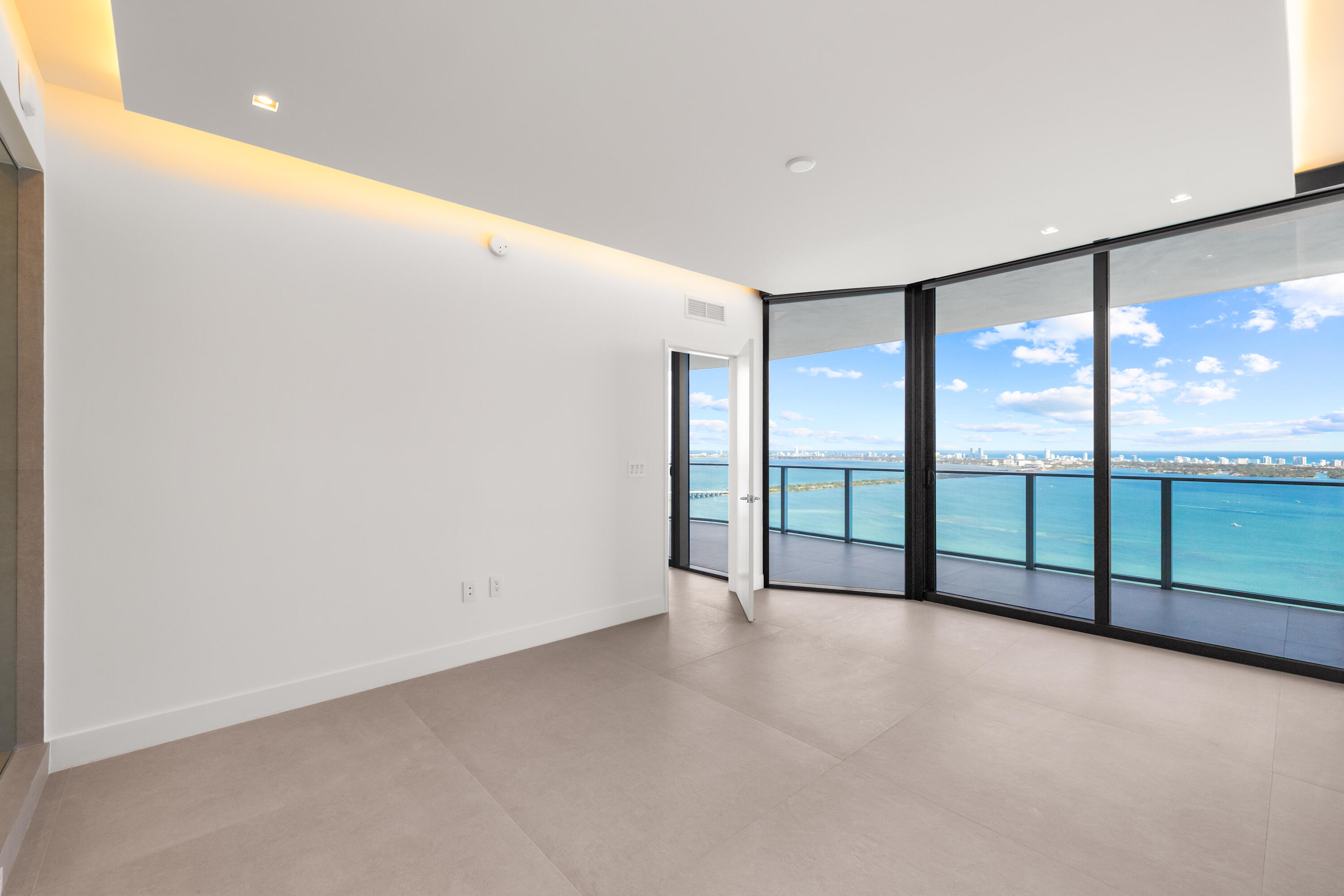 700 NE 24th Street 4601, Miami, FL 33137 photo 26