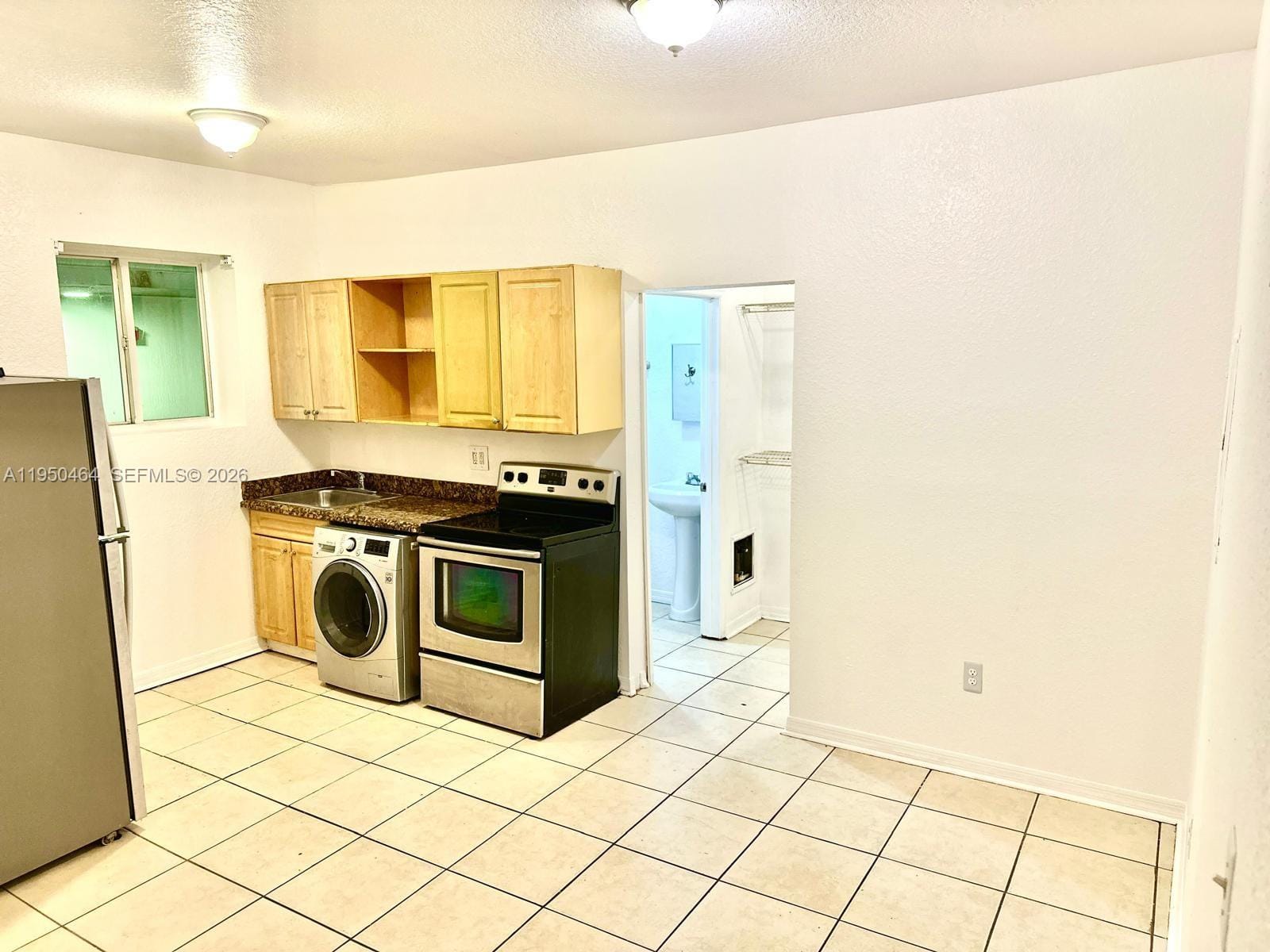 1021 NW 3rd Street 307, Miami, FL 33128 photo 2