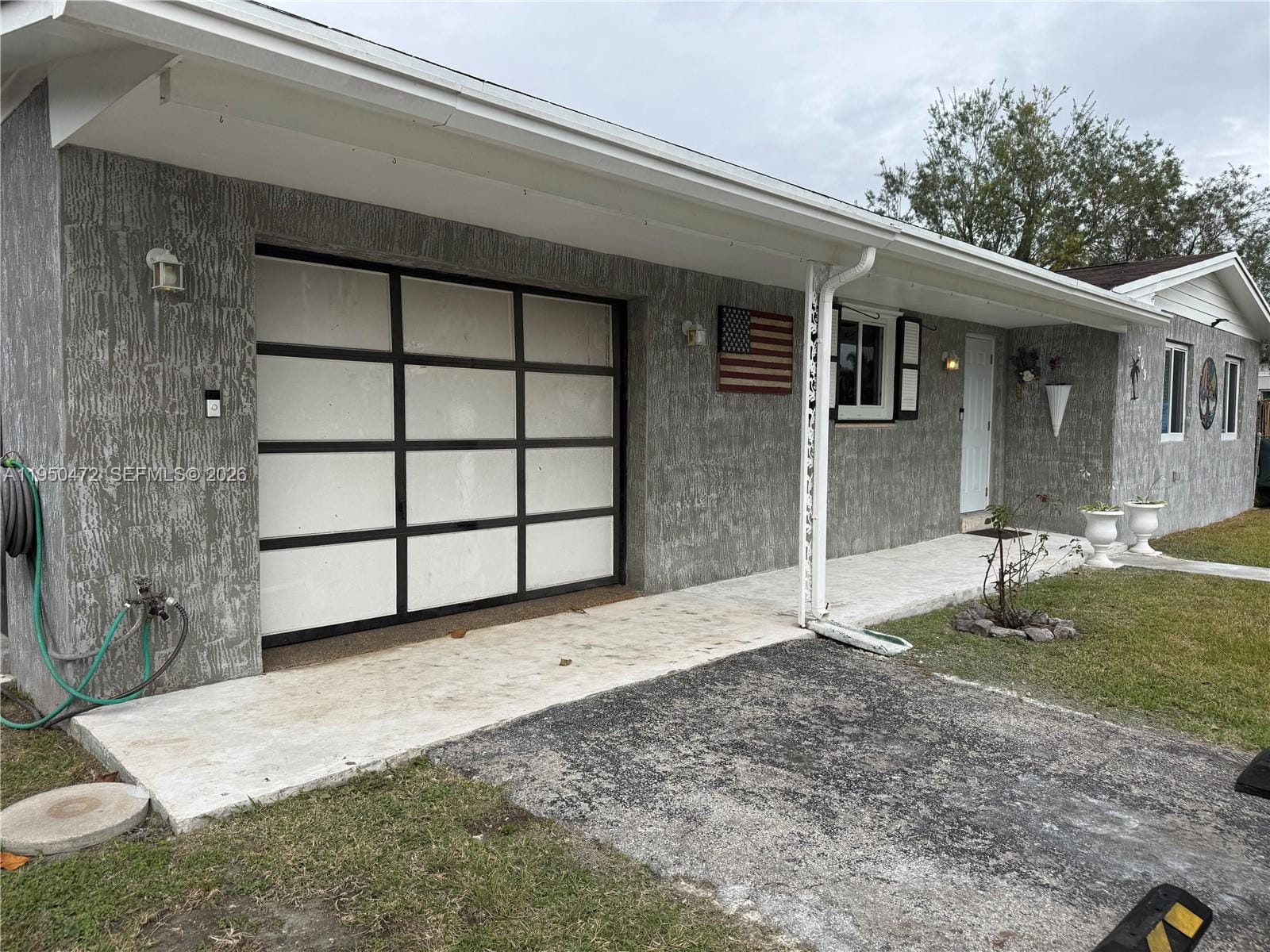 309 NW 15th Street — photo 2