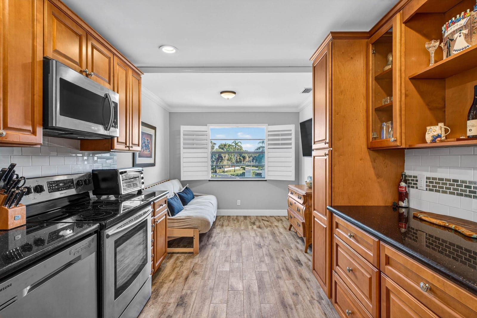 61 Eastgate Drive H — photo 6