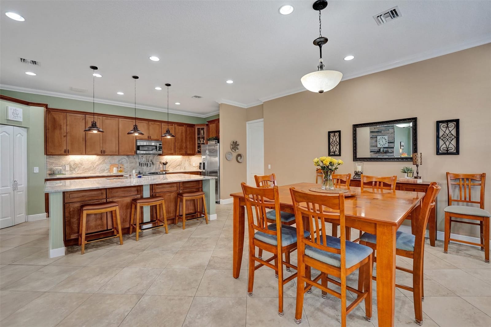 2333 SW 34th Terrace — photo 8