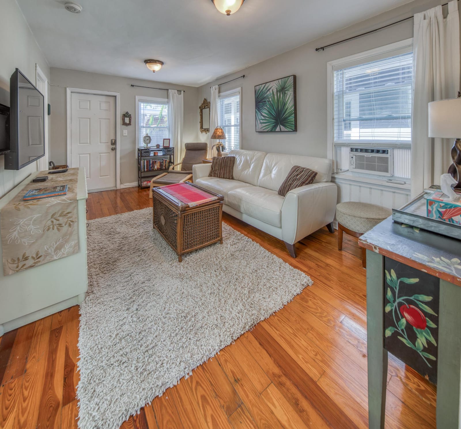 126 N F Street — photo 2