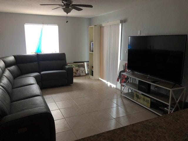6094 Forest Hill Boulevard 106 — photo 3