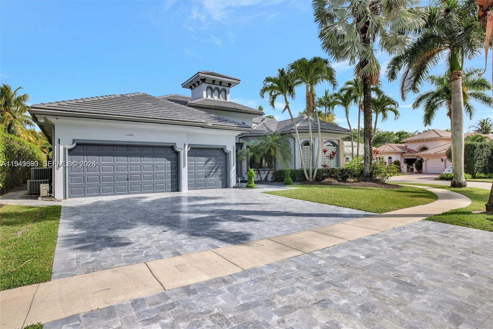 11098 Canary Island Court, Plantation, FL 33324 photo 1