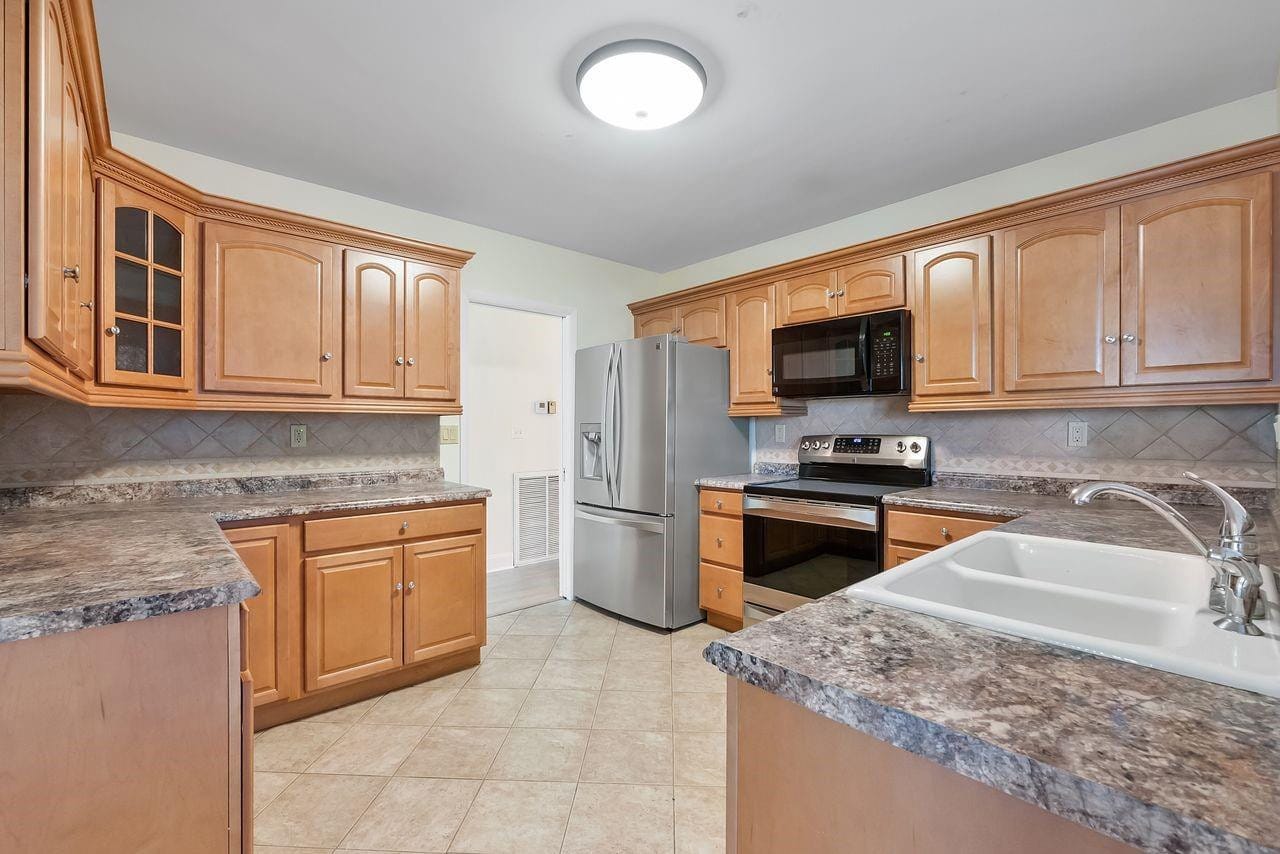 1431 S Ocean Boulevard 87, Lauderdale-By-The-Sea, FL 33062 photo 15