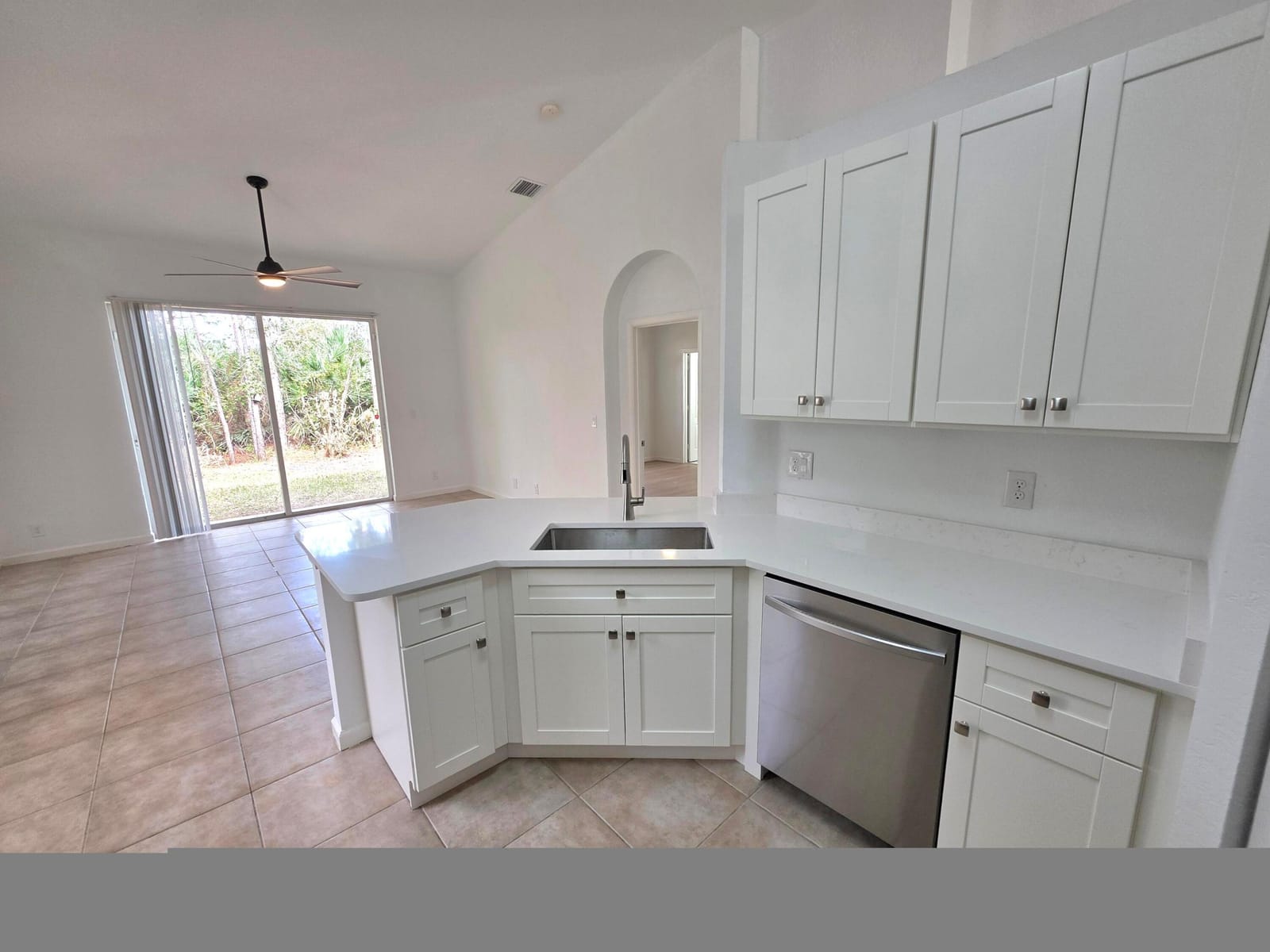 6204 Spring Lakes Terrace — photo 5